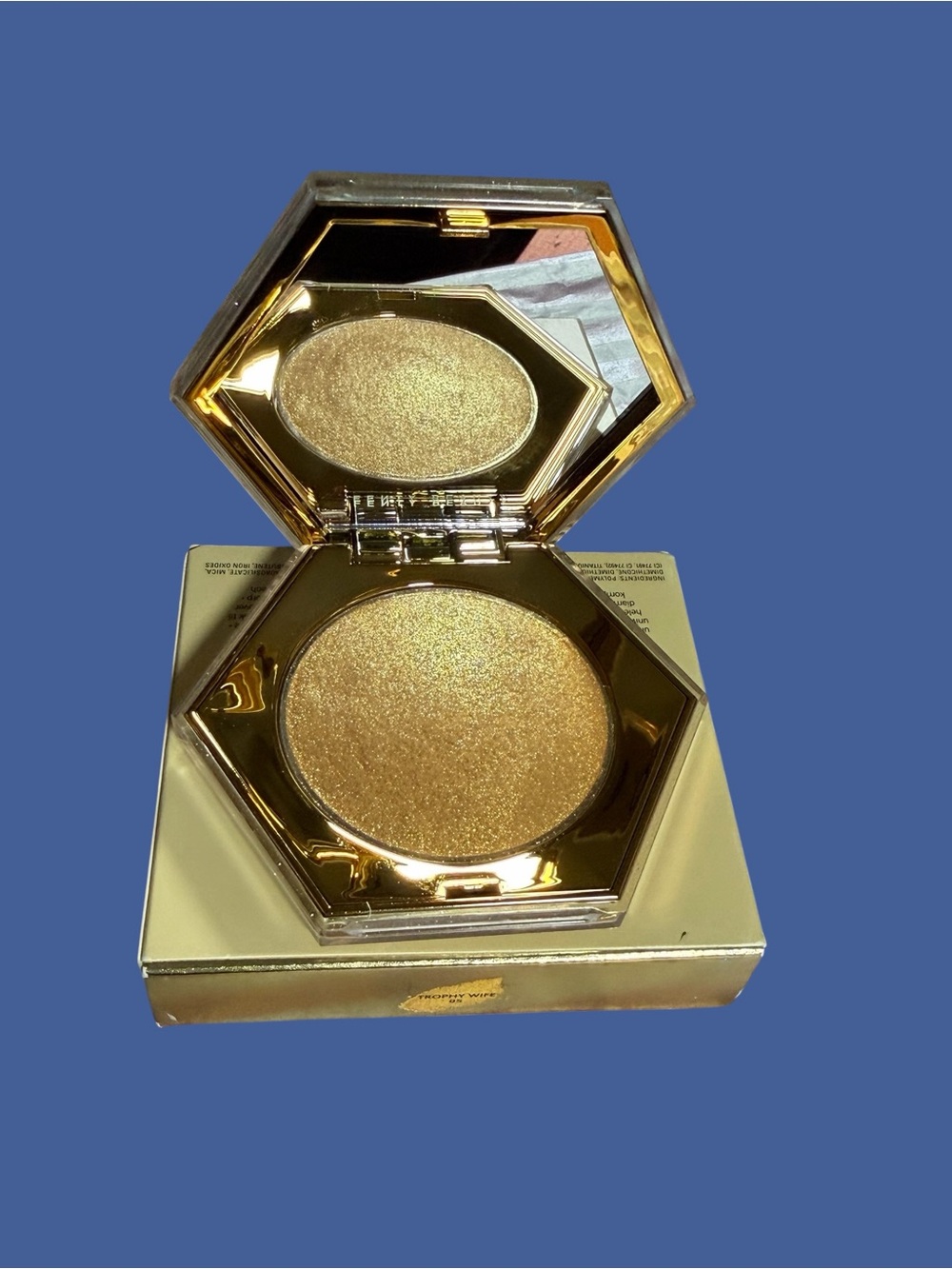 Fenty Beauty Trophy Wife Diamond Bomb FULL SIZE Gold Shimmer Highlighter BNIB - Picture 15 of 16